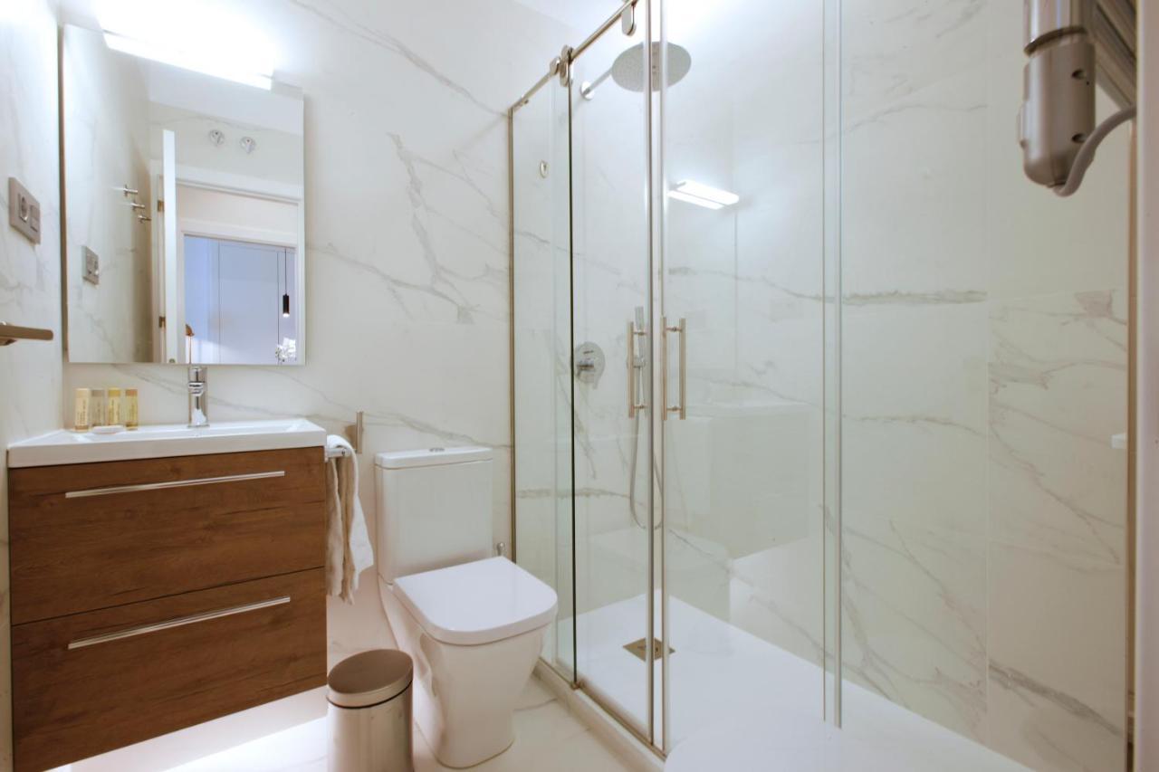 Tirso Suite Madrid Ngoại thất bức ảnh