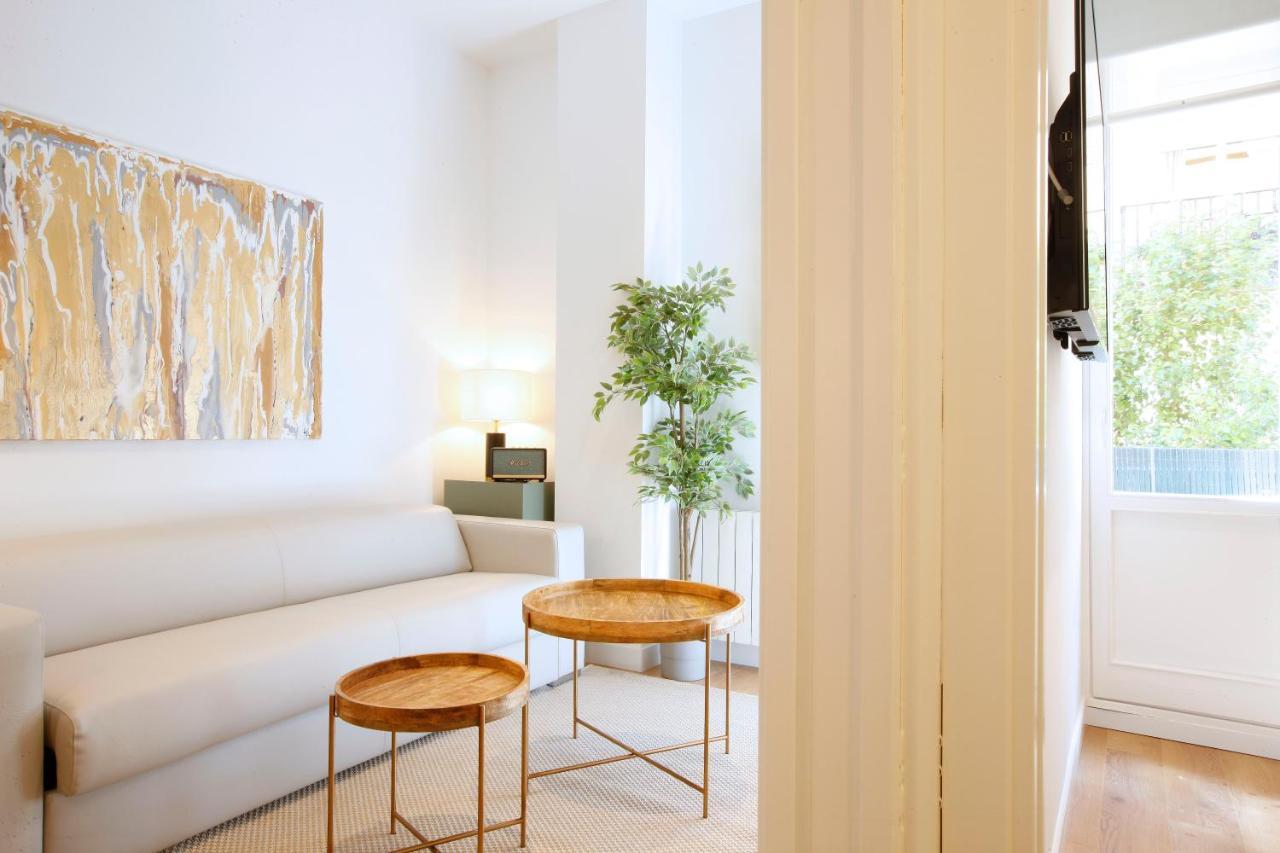 Tirso Suite Madrid Ngoại thất bức ảnh