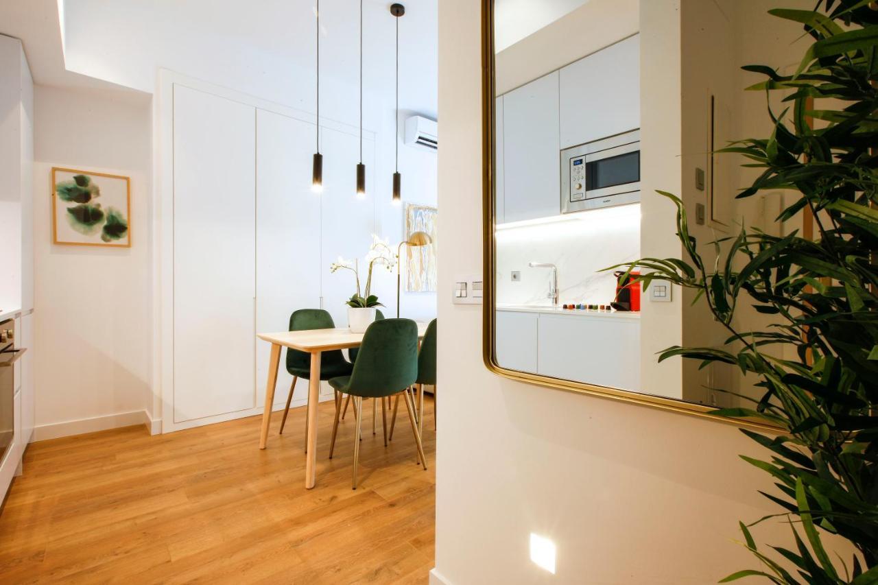 Tirso Suite Madrid Ngoại thất bức ảnh